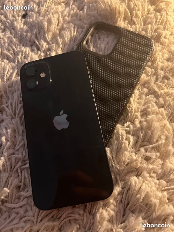 Iphone 12 (image 3)