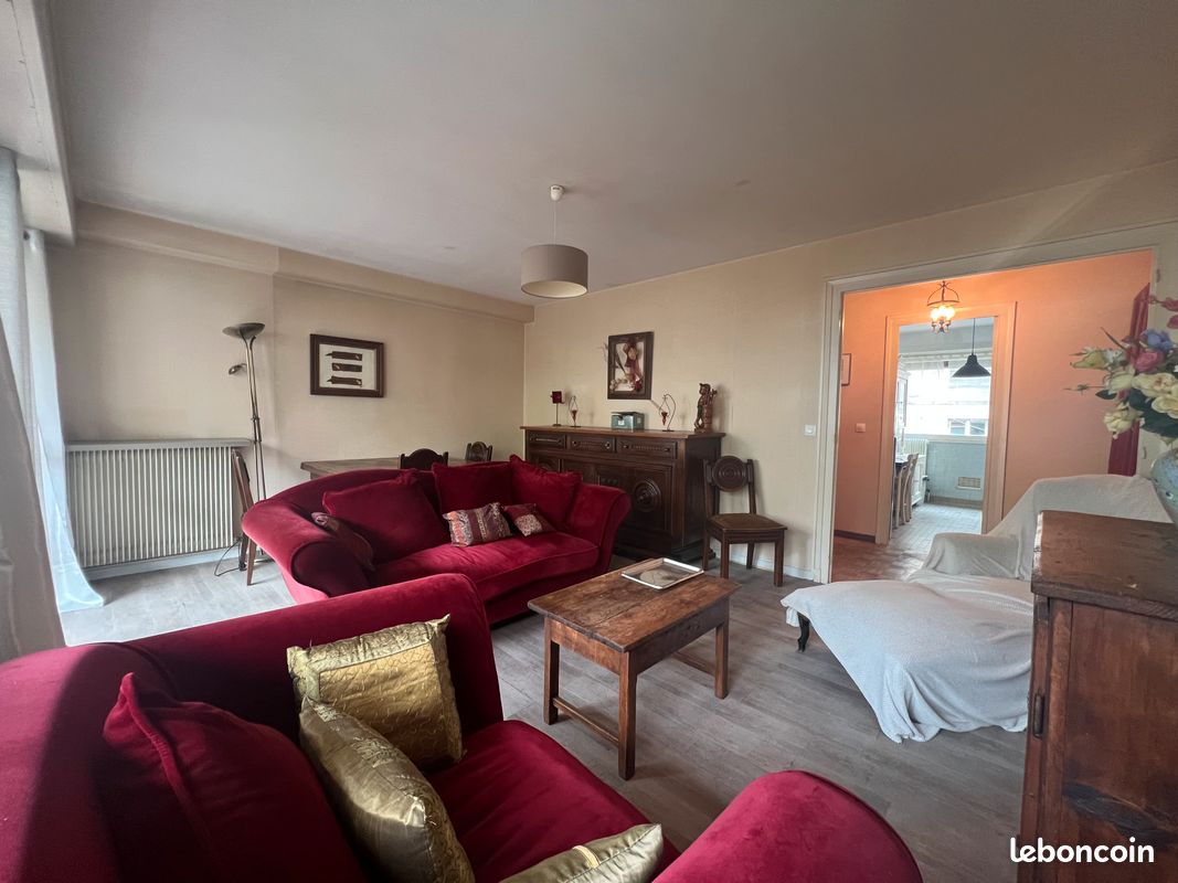 Appartement 4 pièces 74 m² · à Pau · 73,6 m² · 125 000 €