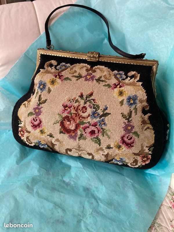 Tapisserie Murale Vintage Brodée Main Sainte Marie MSK - Motifs Indiens 39x38cm - Multicolore