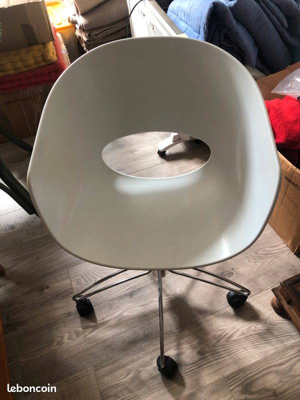 Chaise de bureau design (image 1)