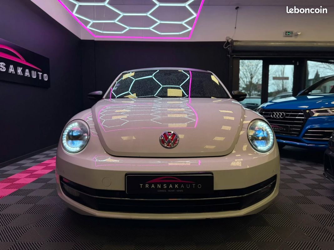 VOLKSWAGEN COCCINELLE 2.0 TSI 200 White Turbo DSG6 - Jantes 20" - Historique d'entretien - Moteur à chaine - (image 8)