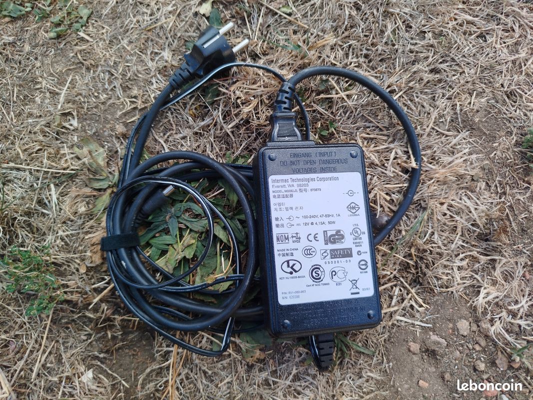 Transformateur 220 / 12 volts DC (image 3)