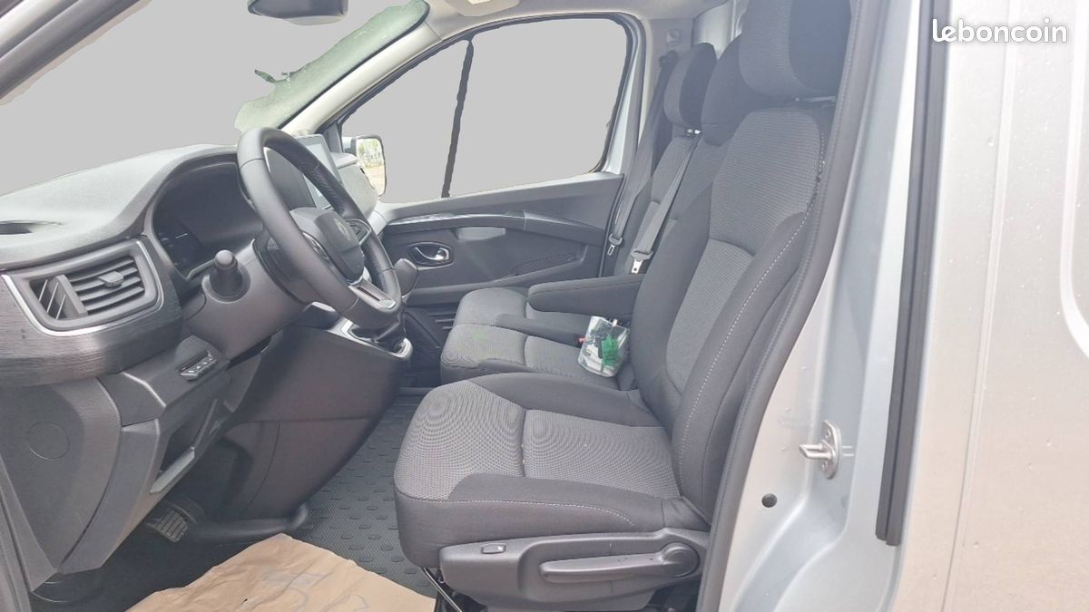 Renault trafic e tech electrique fg pap autonomie (image 12)