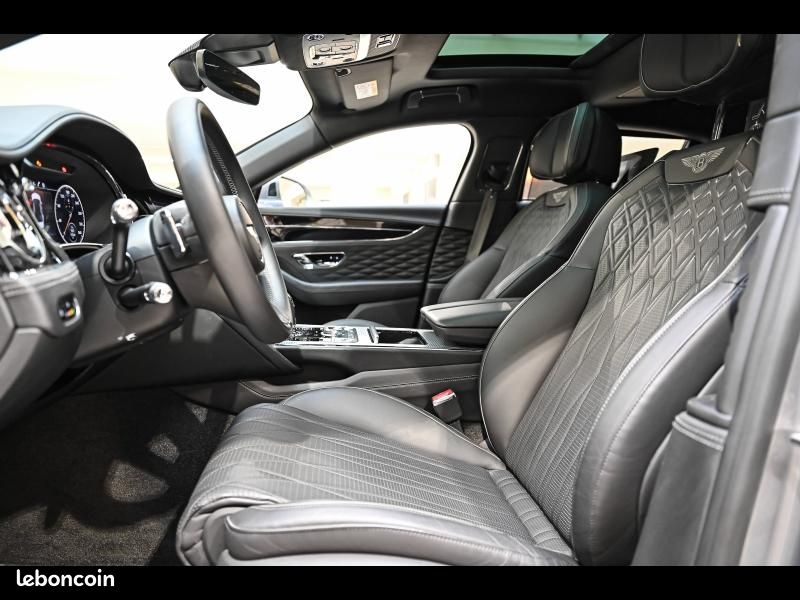 Bentley Flying Spur V6 3.0 HYBRID (image 23)