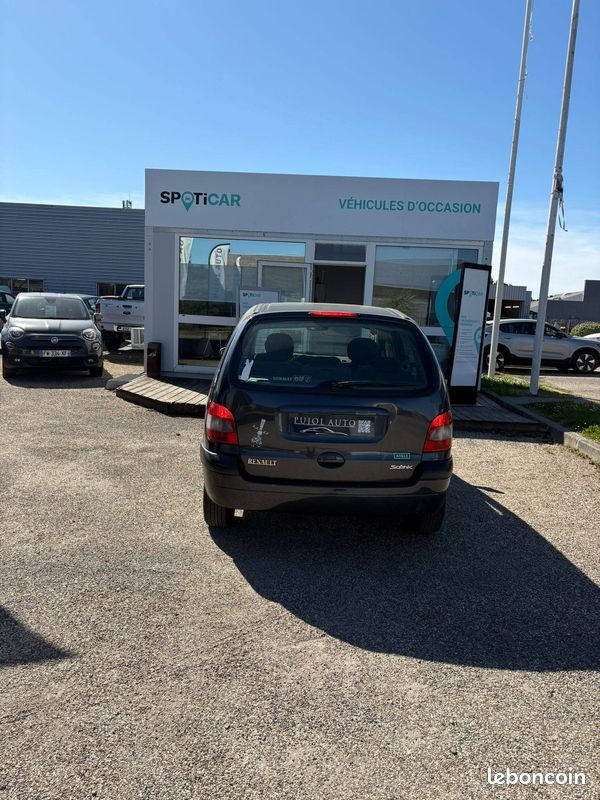 RENAULT Scenic 1.9 dCi 120 Pack Expression (image 4)