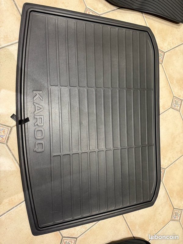 MOTOS Velours standard Tapis conducteur 1 pièce destiné à Skoda