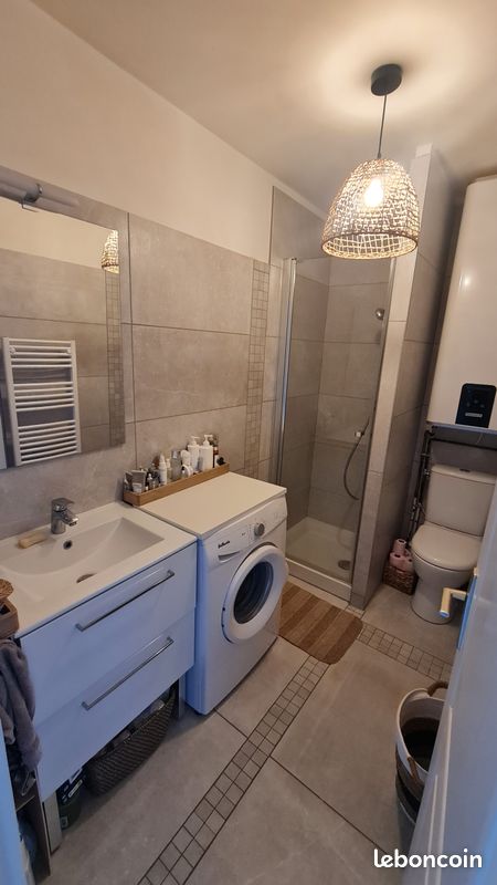 A louer studio residence de standing, fermee , calme 30133 600 (image 2)