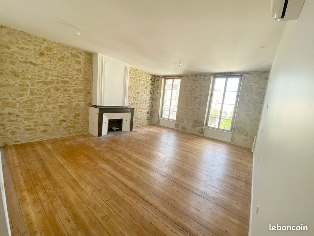 Appartement 3 pièces 69 m² · à Auch · 69 m² · 525 €