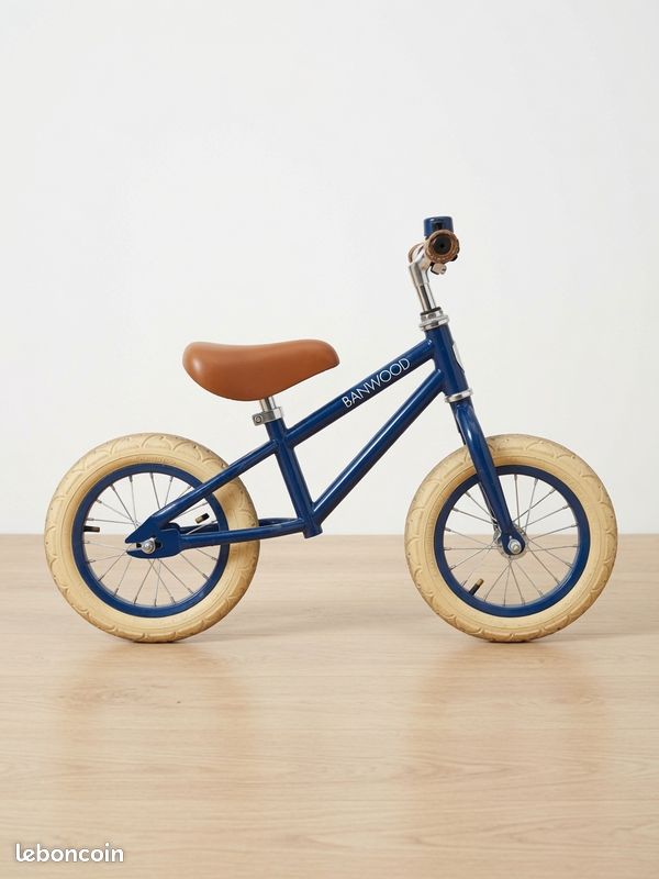 Banwood Draisienne Bleu Marine - Cadre Acier Et Panier Osier Inclus