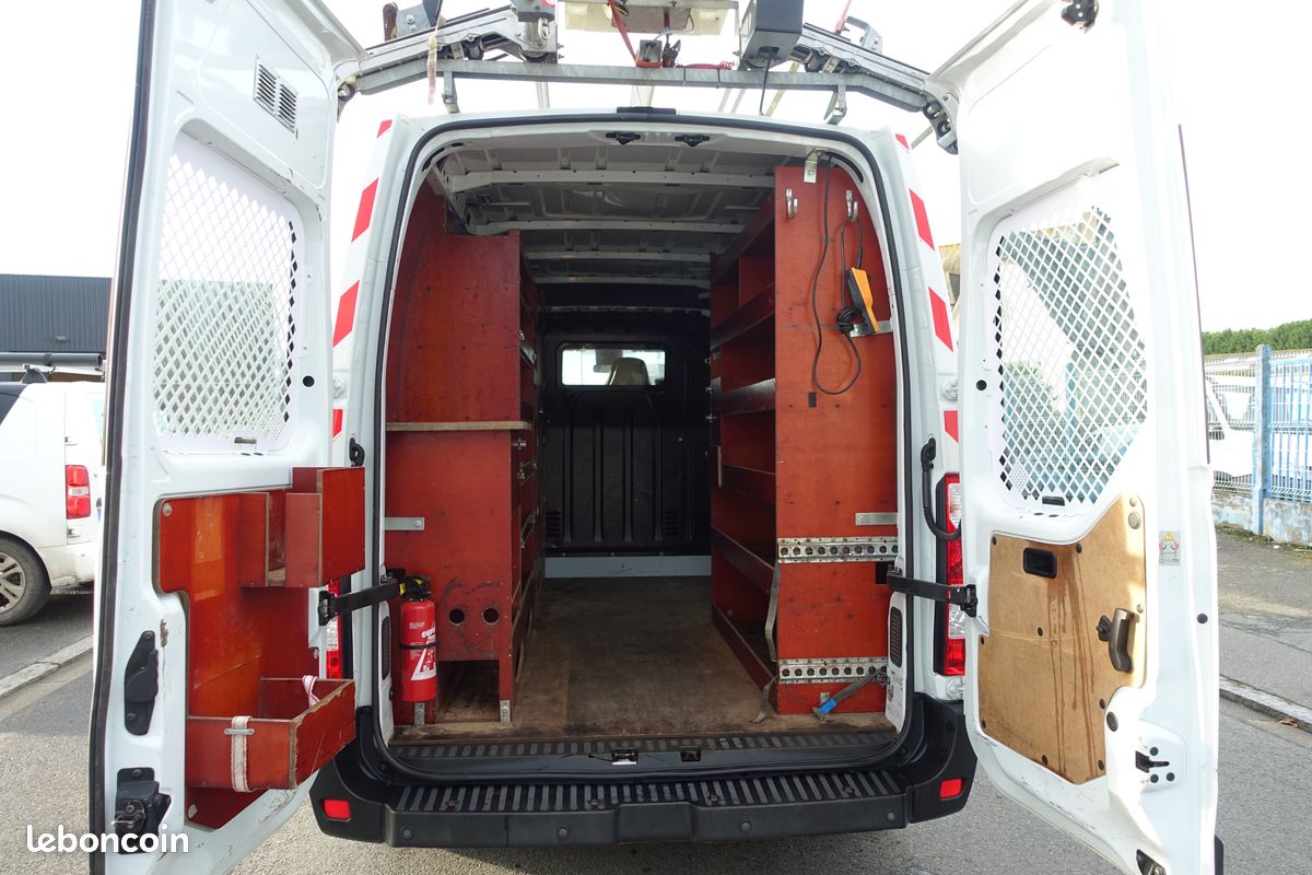 14150 ht renault master l2h2 grand confort 2.3 dci 145ch ateleir - 120443 km (image 1)