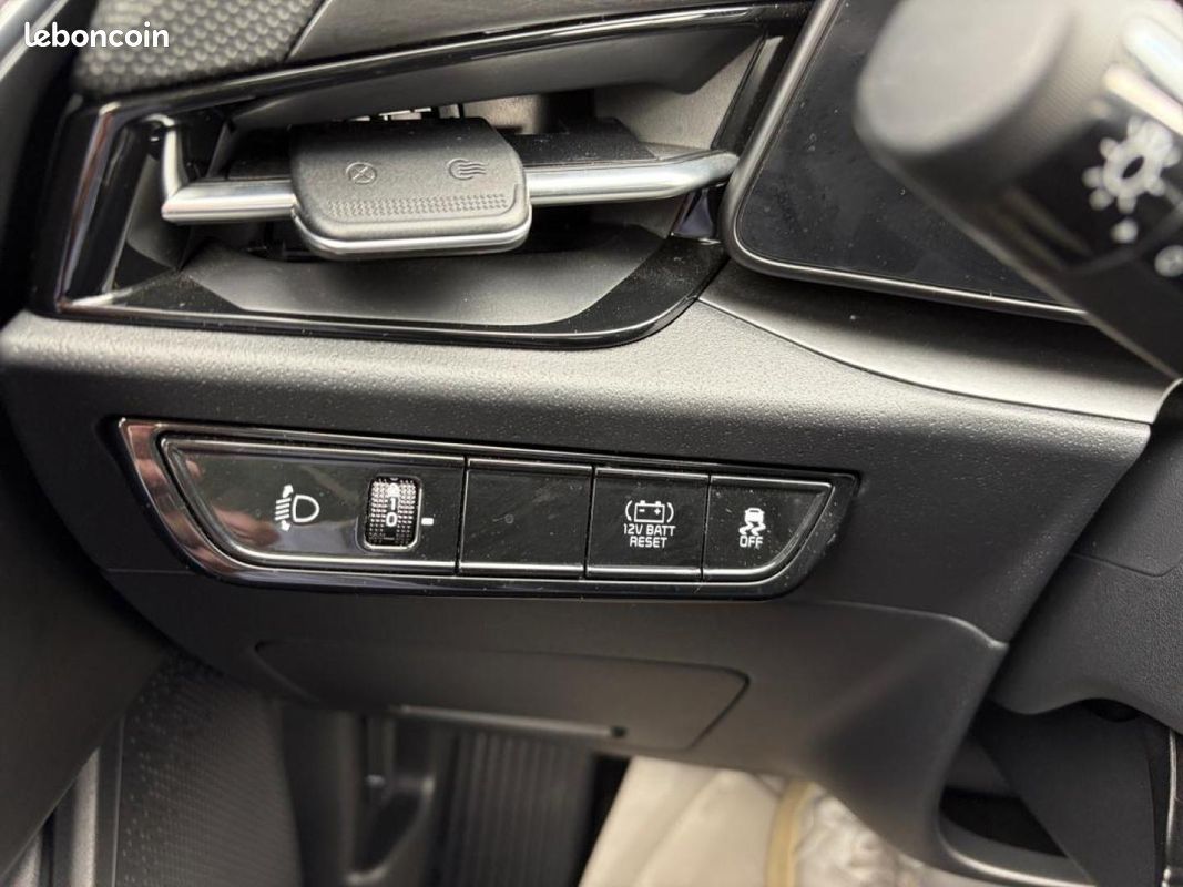 Kia Niro 1.6 GDi 141ch HEV Active DCT6 (image 24)