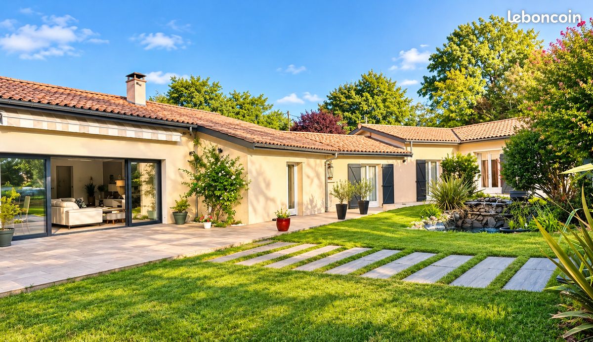 Maison 7 pièces 316 m² · à La Brède · 316 m² · 1 030 000 €