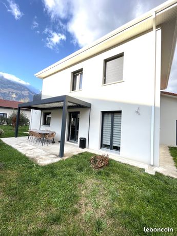 Villa 7 pièces 171 m²