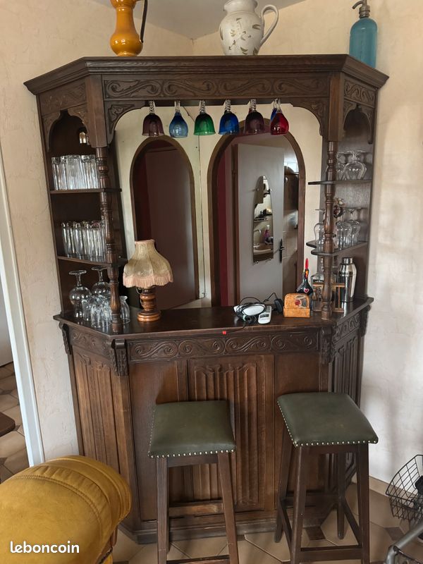 Bar anglais en bois (image 1)