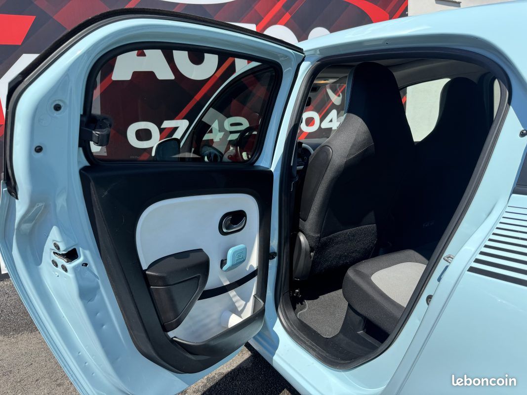 Renault twingoiii 0.9 tce 90 energy zen 2015 (image 15)