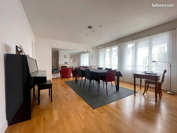 Maison 8 pièces 294 m²