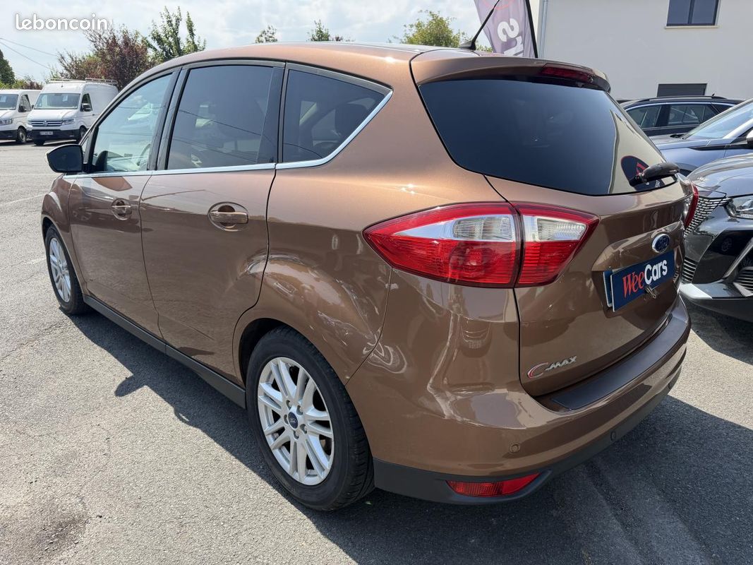 FORD C-MAX 1.6 TDCi 115ch FAP Titanium (image 11)