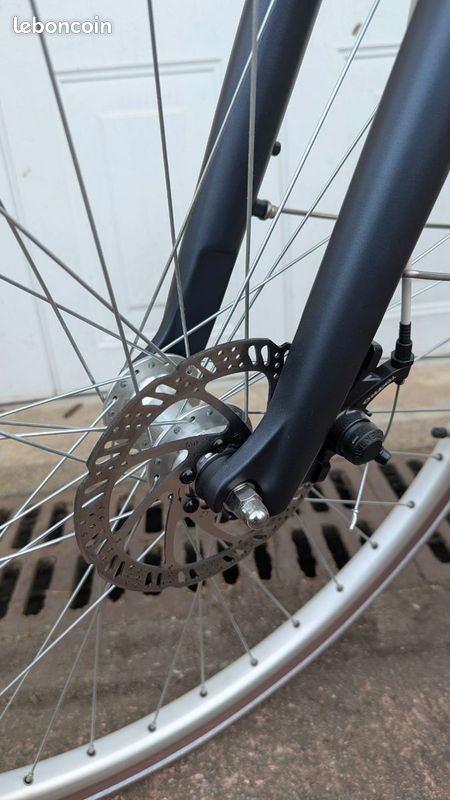 Vélo électrique Decathlon Elops 900E cadre bas - Etat exceptionnel 40km seulement (image 5)