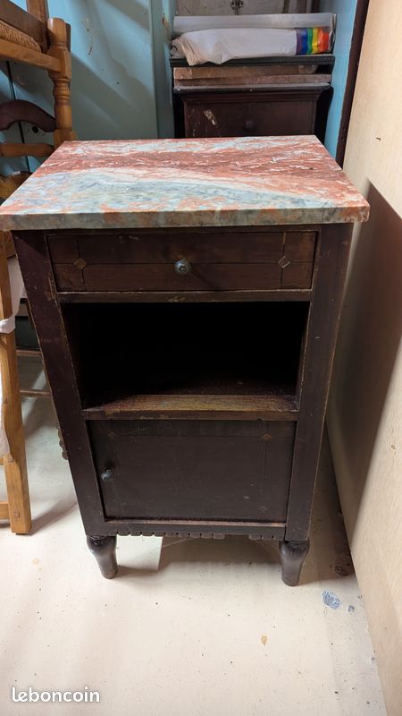 Table de nuit (image 1)