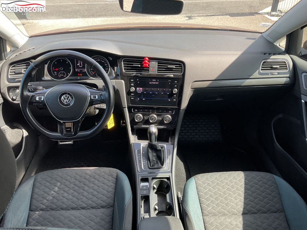 VOLKSWAGEN GOLF 2.0 TDI 150 FAP DSG7 Carat (image 22)