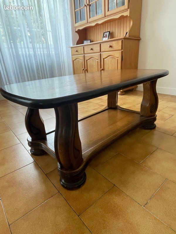 Table (image 1)