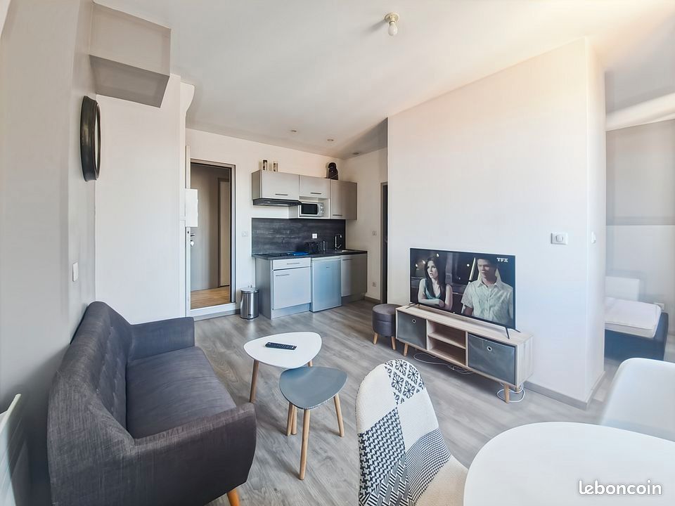 Appartement 1 pièce 24 m² · à Saint-Étienne · 24 m² · 495 €