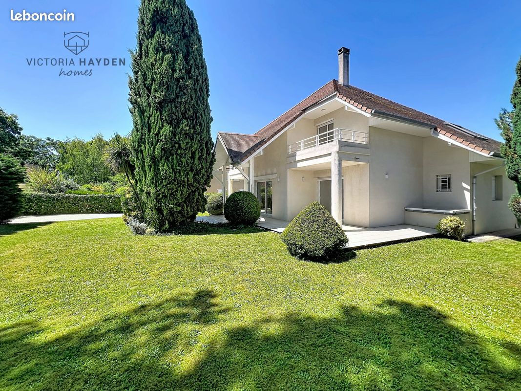 Maison 5 pièces 163 m² · à Pau · 163 m² · 473 500 €