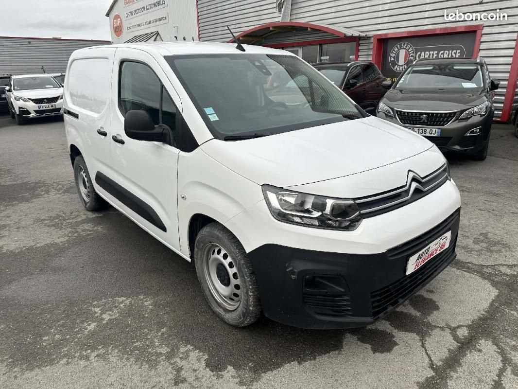 Citroën Berlingo Taille M BlueHDi 100 SetS BVM Live (image 1)