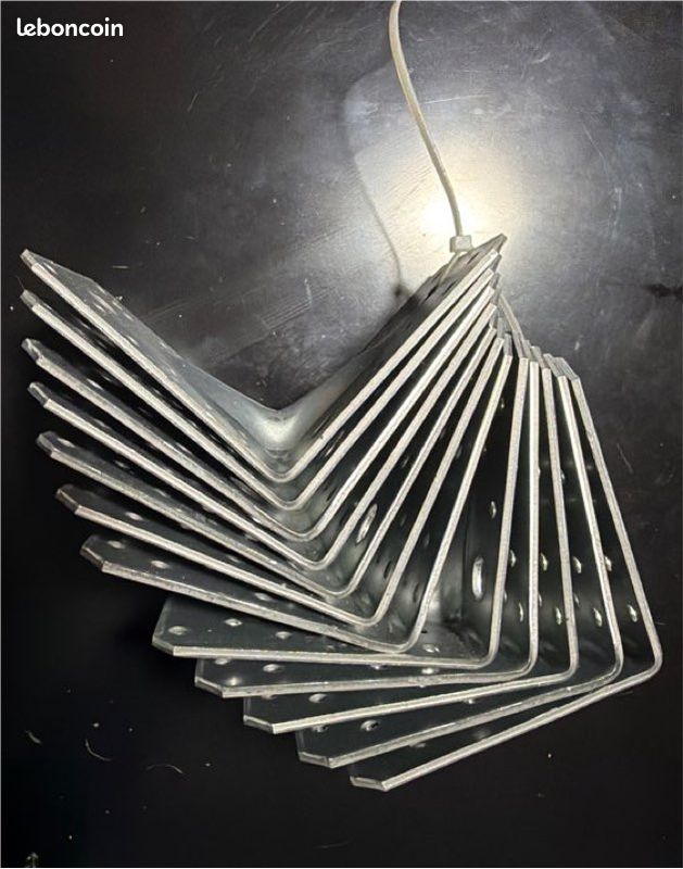 12 Équerres renforcée galvanisée 105 x 105 x 90 mm Neuves (image 2)