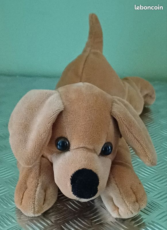 Peluche petit chien (image 1)