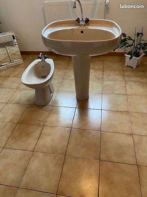 Lavabo (image 1)