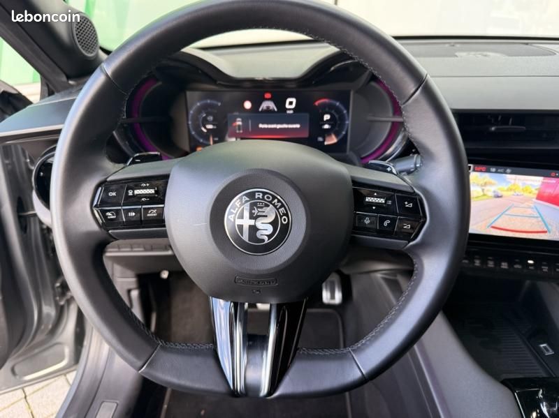 Alfa romeo Junior 1.2 Ibrida 136ch DCT6 (image 15)