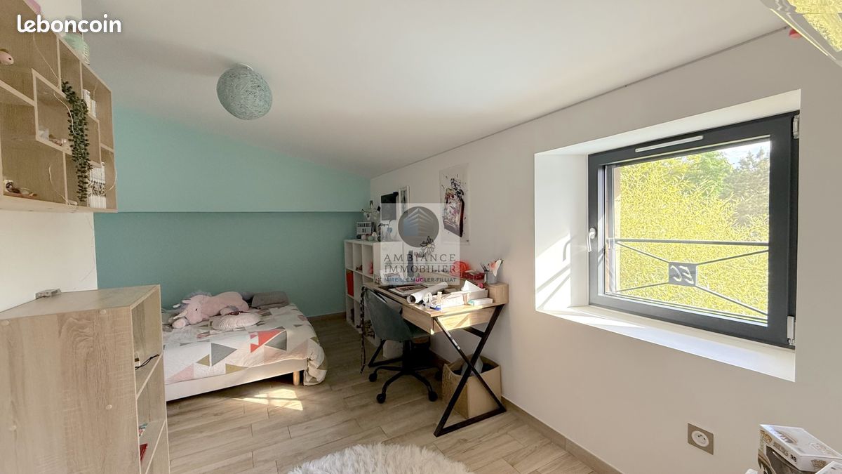 Maison 6 pièces 200 m² (image 20)