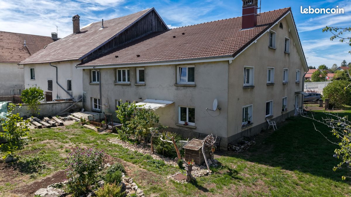 Immeuble 10 pièces 332 m² · à Pierrefontaine-les-Varans · 332 m² · 200 000 €