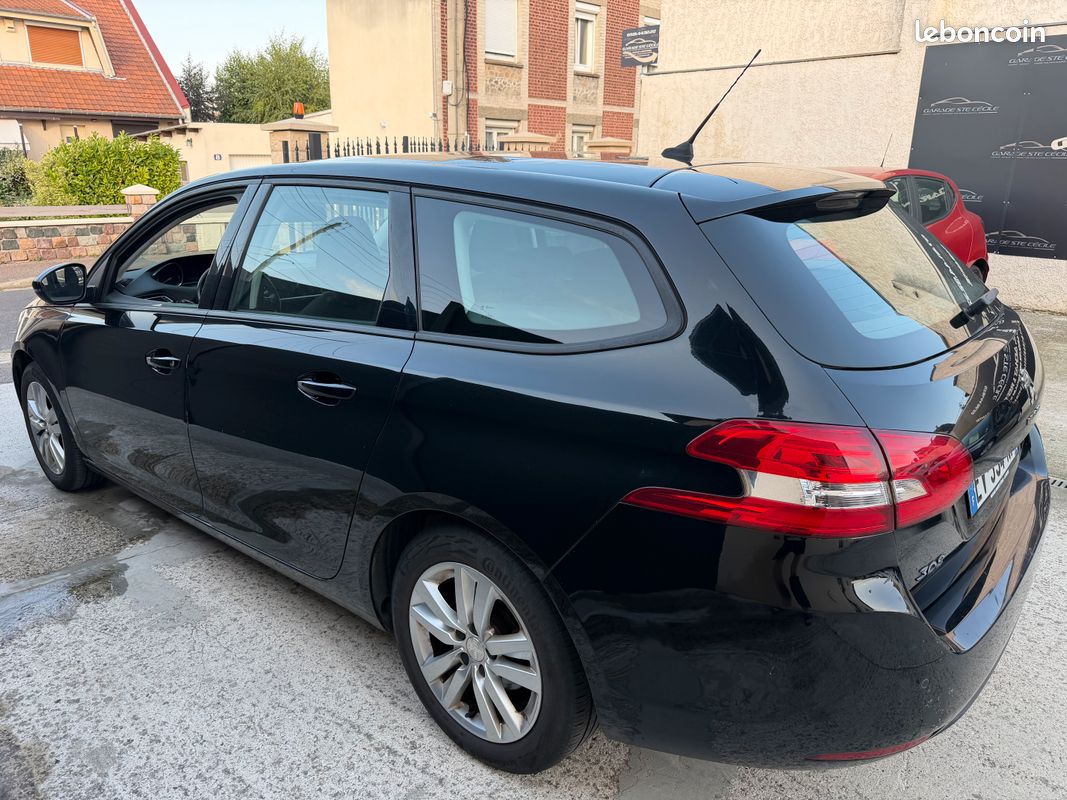 Peugeot 308 1.5 HDI 100 CH (image 2)