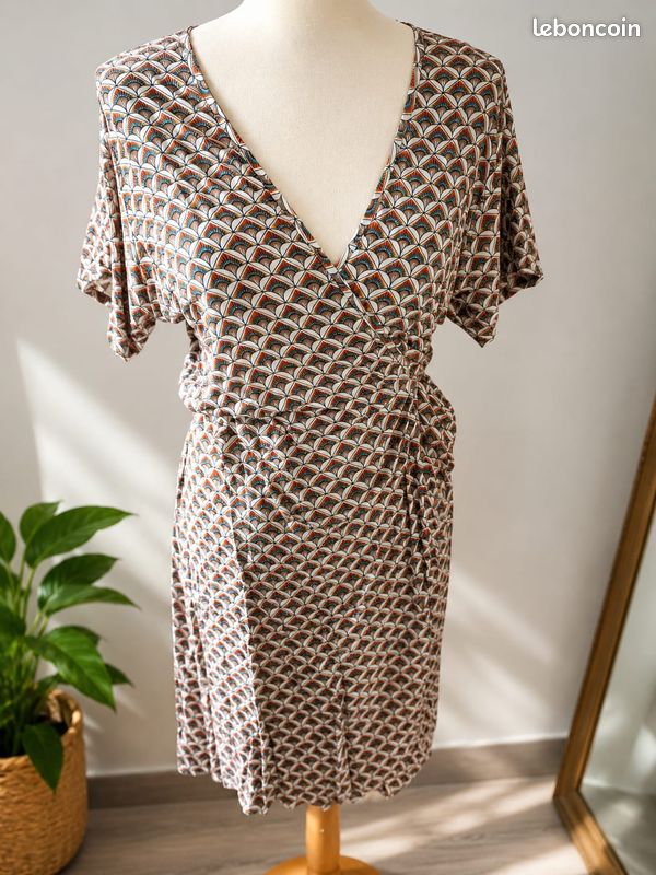 Robe S/M (image 1)