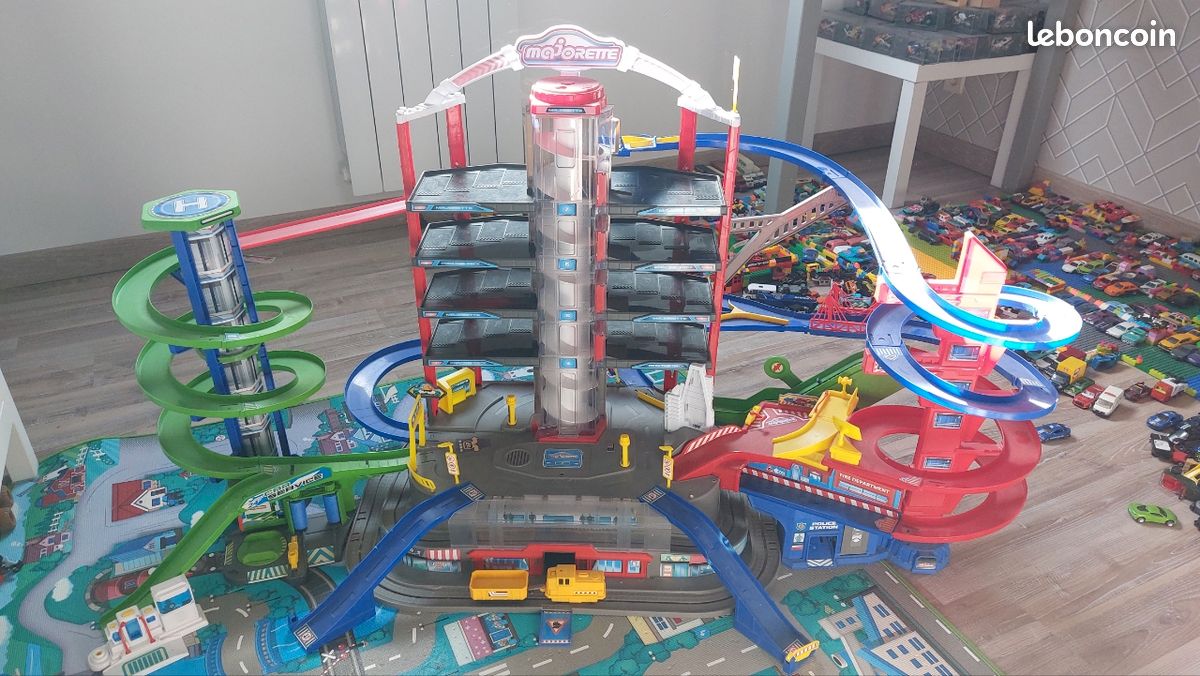 Grand Garage Majorette Super City (image 1)