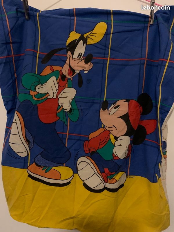 2 t’aies d oreillers Cars et Mickey (image 2)