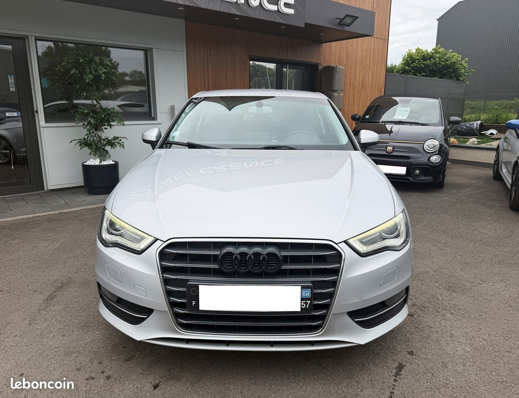 Audi A3 2.0 TDI 150 CH AMBITION LUXE*AUDI DRIVE SELECT*JANTES ALU 18*GPS (image 4)