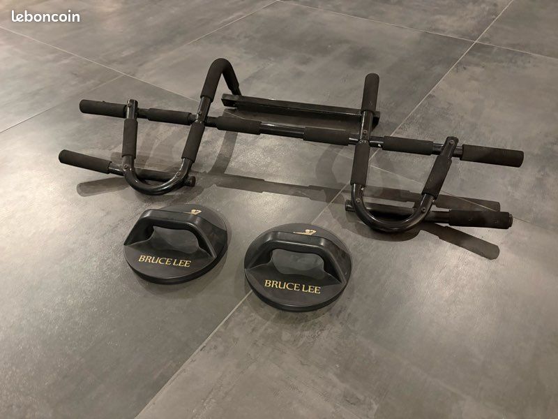 Kit Sport Maison – Barre Traction Porte, Roue Abdos, Poignées Pompe, Fixations Mousse, Tapis Genoux, Pour Tractions Abdos Pompes, Débutant à Confirmé