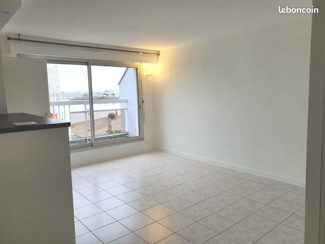 Appartement 1 pièce 27 m² · à Larmor-Plage · 27 m² · 503 €