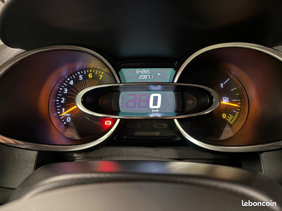 Renault CLIO IV Dynamique 1.2 73ch REGULATEUR - GPS - BLUETOOTH (image 12)