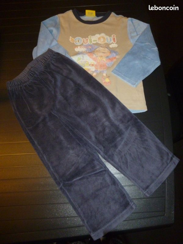 Pyjama velours 4 ans (image 1)