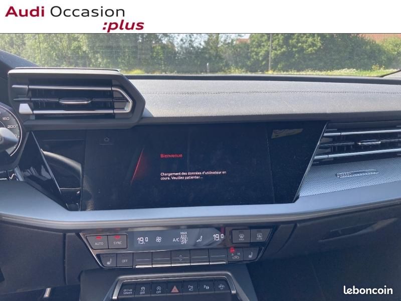 Audi A3 Sportback 1.5 TFSI 150ch Hybride S line S tronic 7 (image 12)