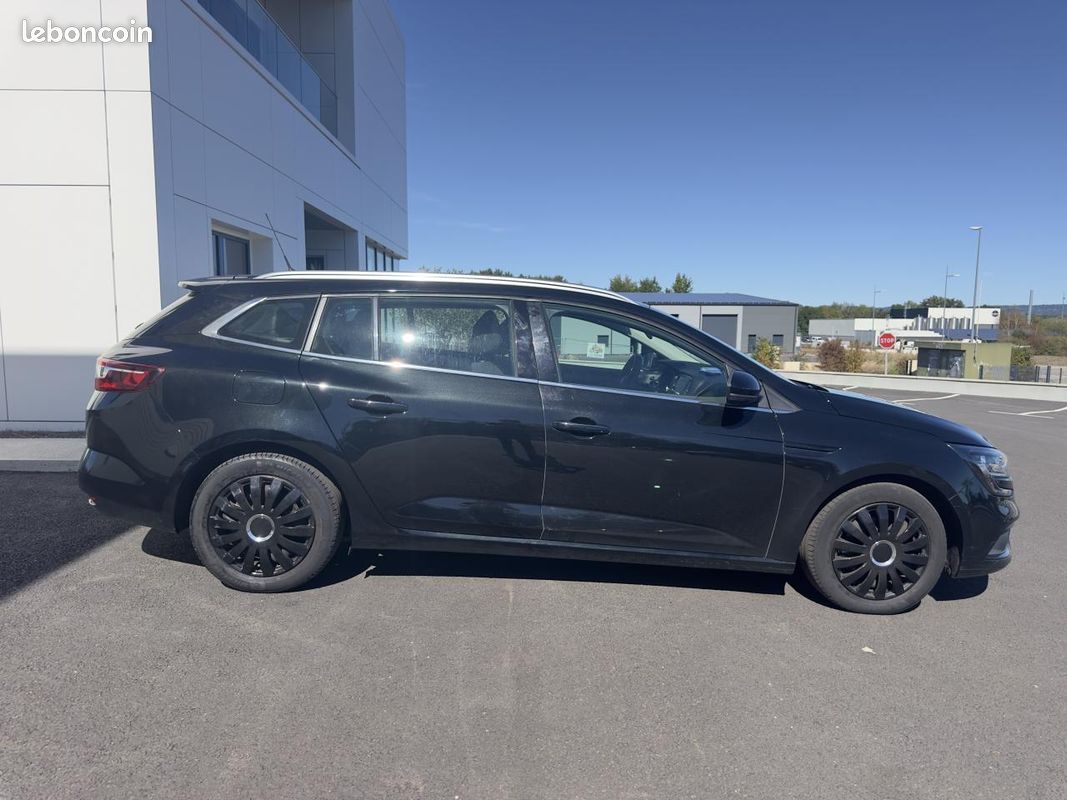 RENAULT MEGANE Mégane Estate 1.3 TCe - 140 - ESTATE BREAK Business PHASE 1 (image 7)
