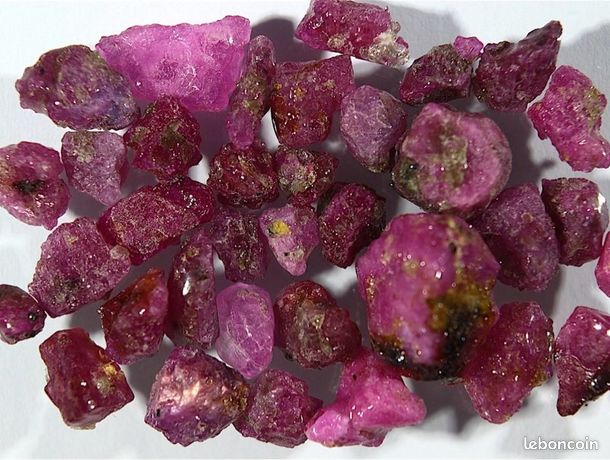 Rubis Brut Rouge Pourpre De Tanzanie - 17,75 Carats - Non Chauffé - Pierre Précieuse Rare ★★