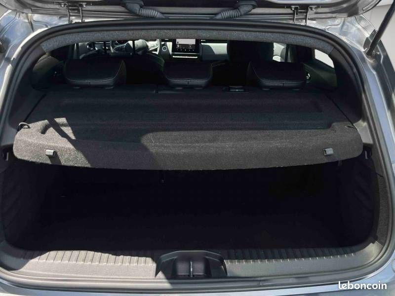 Renault Clio E-Tech full hybrid 145 ch GSR2 Techno (image 9)