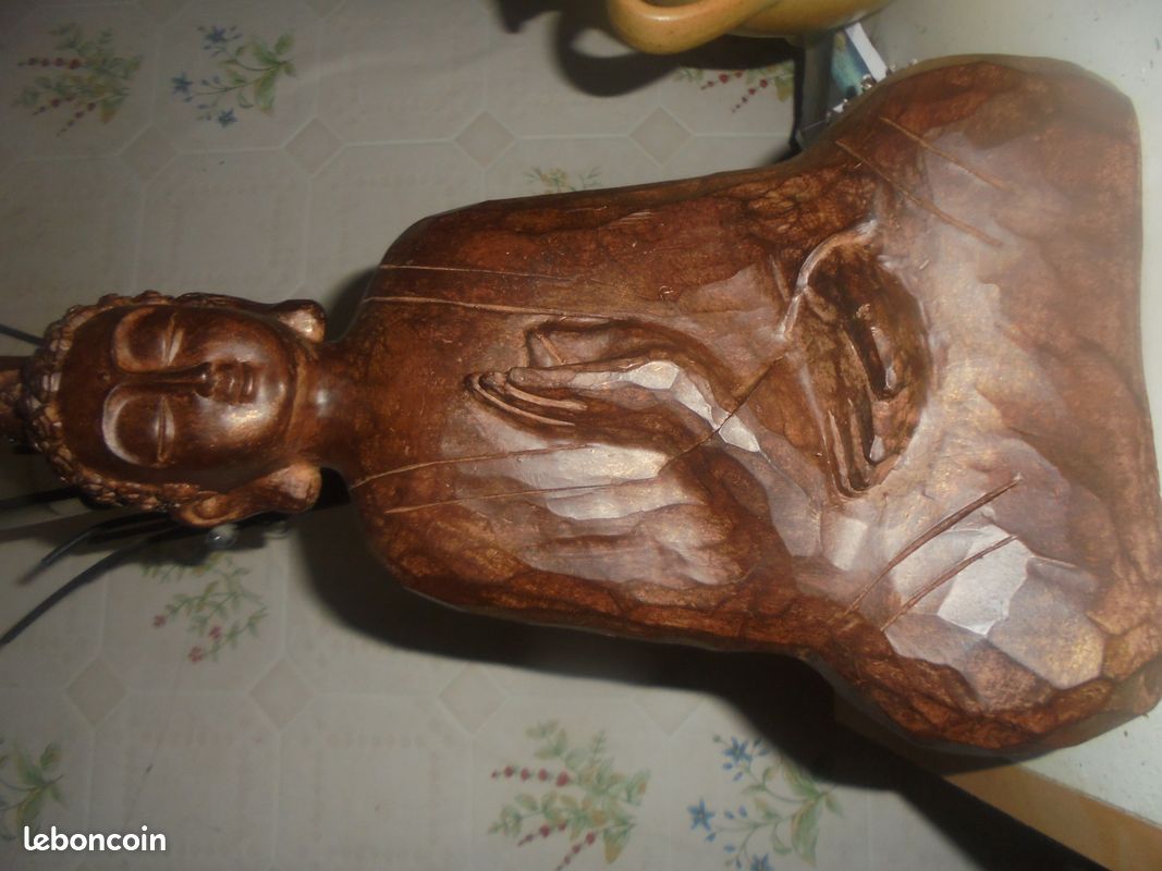 Boudha en bois 30 cm sur place (image 1)