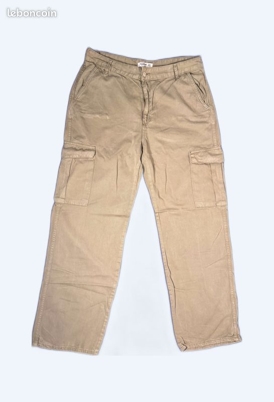 Pantalon Cargo kaki Pull&Bear - Taille 44 (image 1)