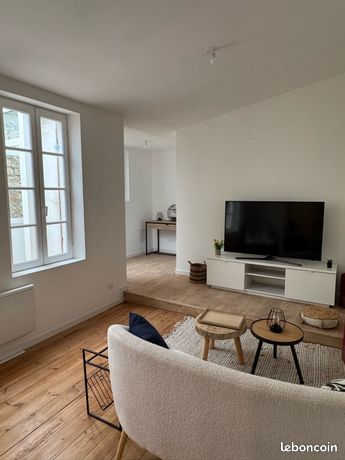 Maison de Faubourg rénovée - proche place Colbert